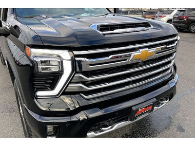 2025 Chevrolet Silverado 3500 HD High Country