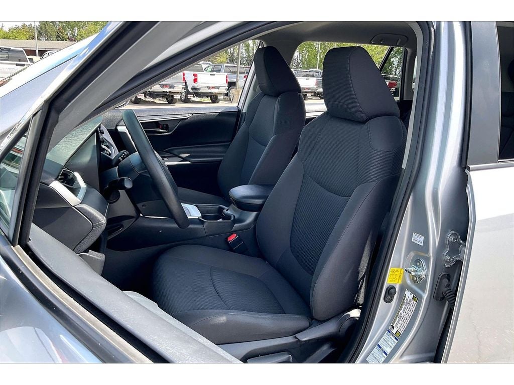 2021 Toyota RAV4 Hybrid LE