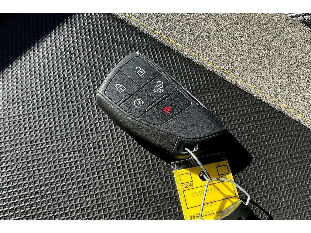 2025 Chevrolet Silverado 1500 ZR2