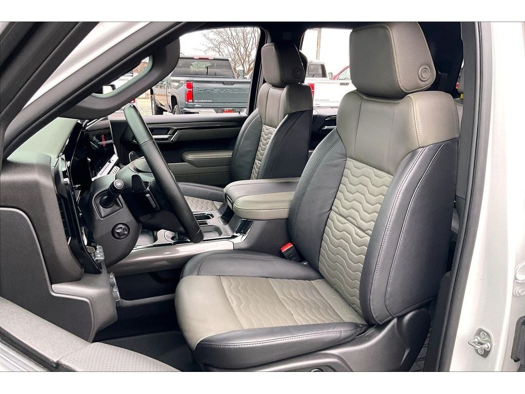 2025 Chevrolet Silverado 1500 ZR2