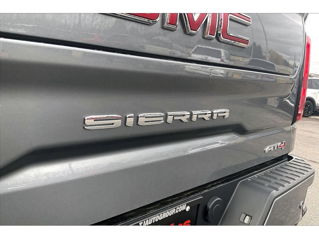 2021 GMC Sierra 1500 AT4