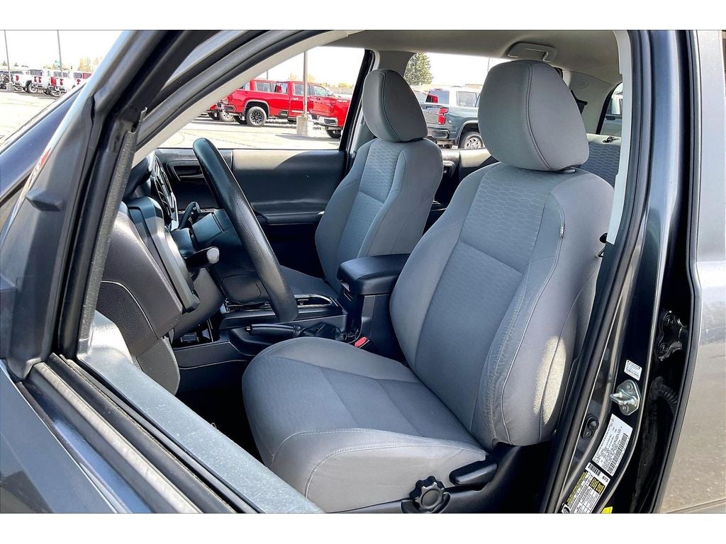 2017 Toyota Tacoma SR5