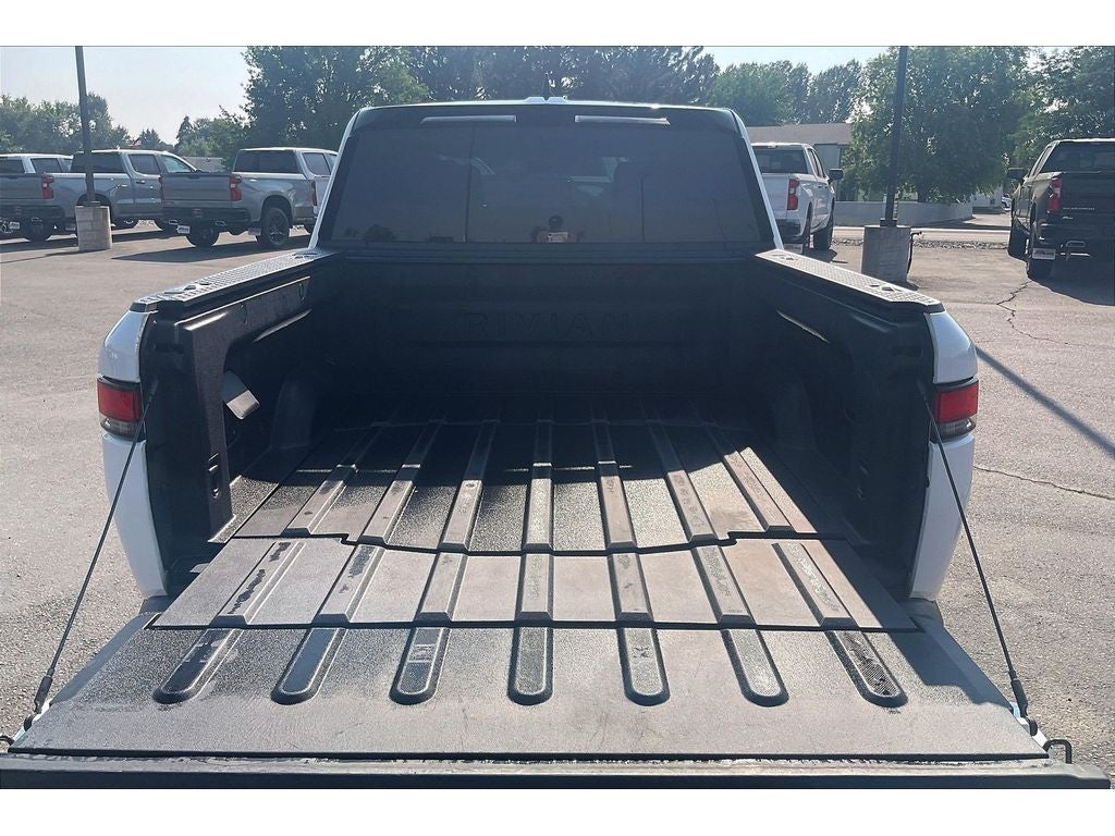2022 RIVIAN R1T Adventure Package