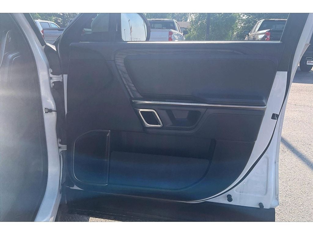 2022 RIVIAN R1T Adventure Package