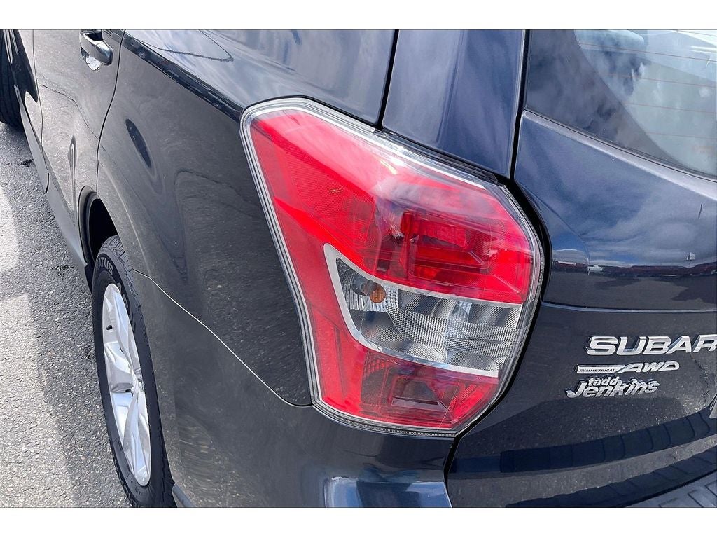 2015 Subaru Forester 2.5i