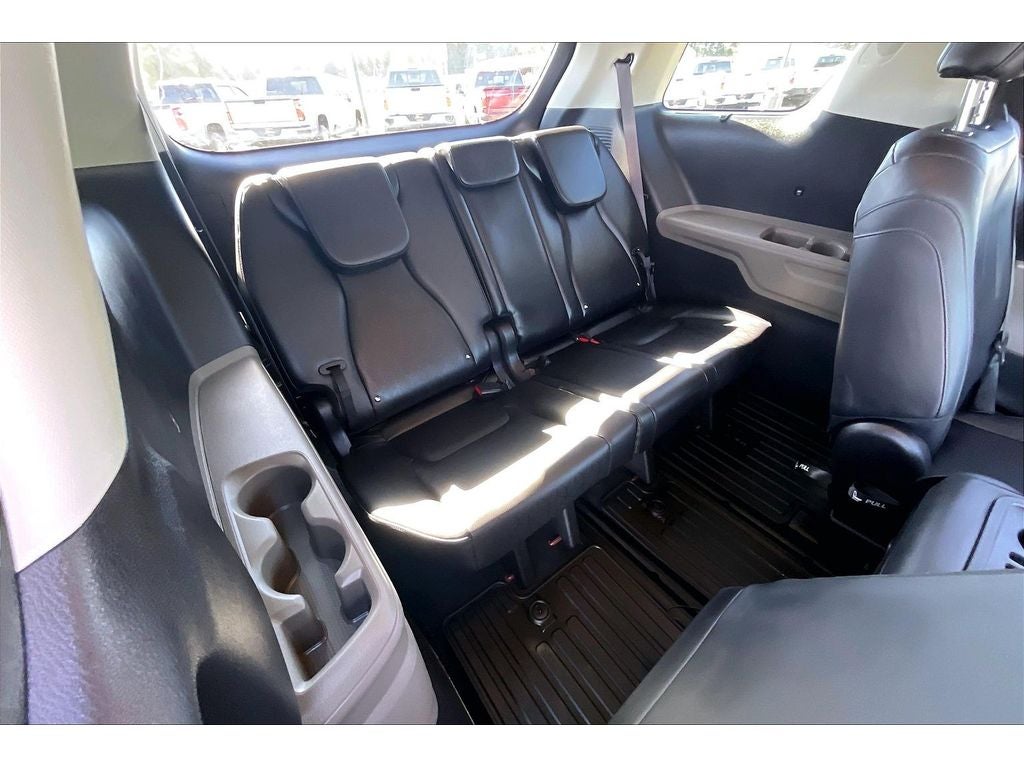 2025 Kia Carnival Hybrid EX