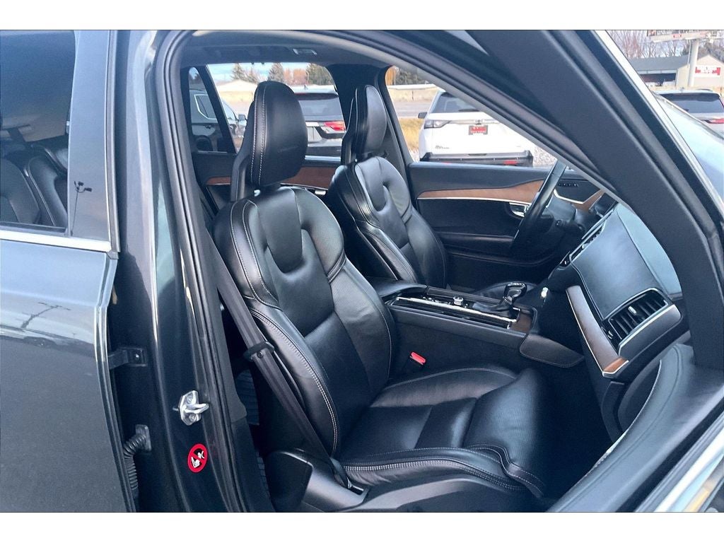 2017 Volvo XC90 Inscription